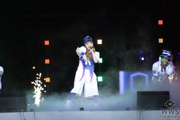 きゃりーぱみゅぱみゅ<BLUE☆LIGHT LIVE>(C)WWSチャンネル