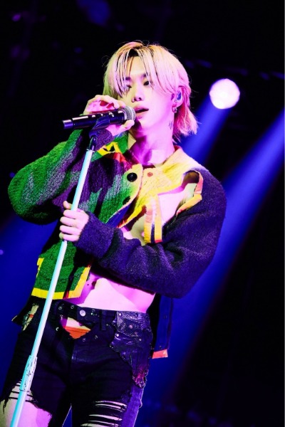 ライブレポート】WHITE JAM、情熱を振りまく刺激的なパフォーマンス